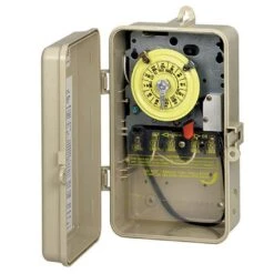 Intermatic - 208/277V Timer With Heater Delay Plastic Outdoor Enclosure -Hayward Shop 277V Timer with Heater Delay Plastic Outdoor Enclosure 2
