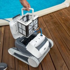 Dolphin - E10 Above Ground Robotic Pool Cleaner 16 Dolphin - E10 Above Ground Robotic Pool Cleaner -Hayward Shop E10 Above Ground Robotic Pool Cleaner 6