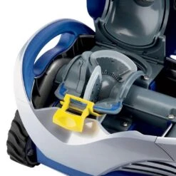 Zodiac - MX6 Advanced Suction Side Automatic Pool Cleaner -Hayward Shop MX6 Advanced Suction Side Automatic Pool Cleaner 6
