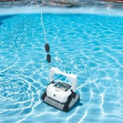 Polaris - P825 Robotic Pool Cleaner -Hayward Shop P825 Robotic Pool Cleaner 3